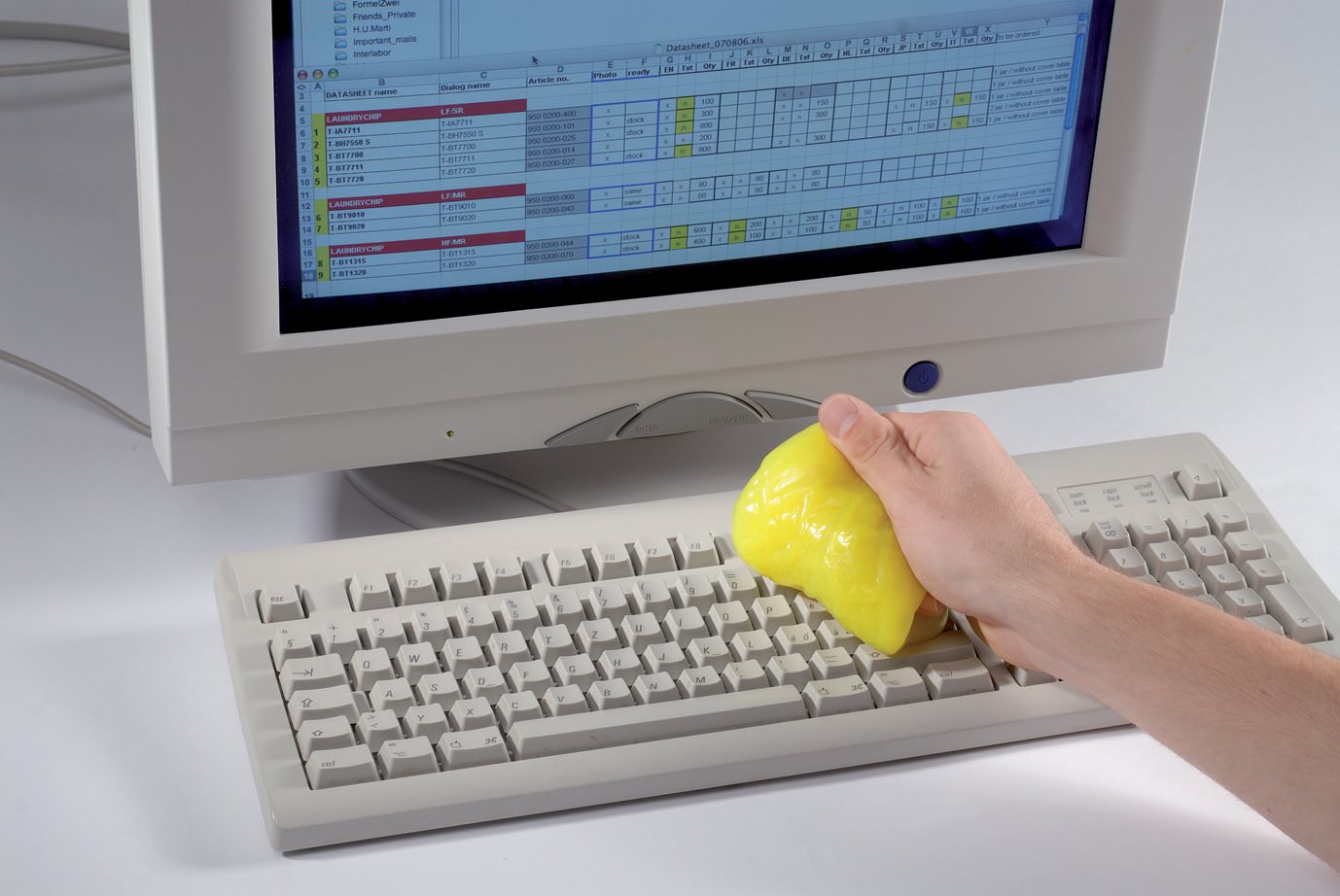 Amazon｜アイリスオーヤマ サイバークリーン 袋入り 80g ZIP-75